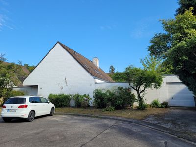 Architektonisch  begeisterndes 2-Familienhaus in TOP-Lage