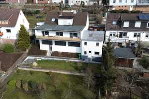 Viel Platz in erhabener Lage von Wallau! 
Einfamilienhaus mit Garage und Carport in Wallau! – Marburg-Biedenkopf (Kreis) – Vorschaubild 2