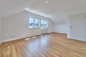 SPACIOUS AND ONLY 13 MINUTES TO CLAY! High-quality corner townhouse with garden, whirlpool, & garage – Die vollständige Adresse der Immobilie erhältst du vom Anbieter., 65203 Biebrich, Wiesbaden – Vorschaubild 17