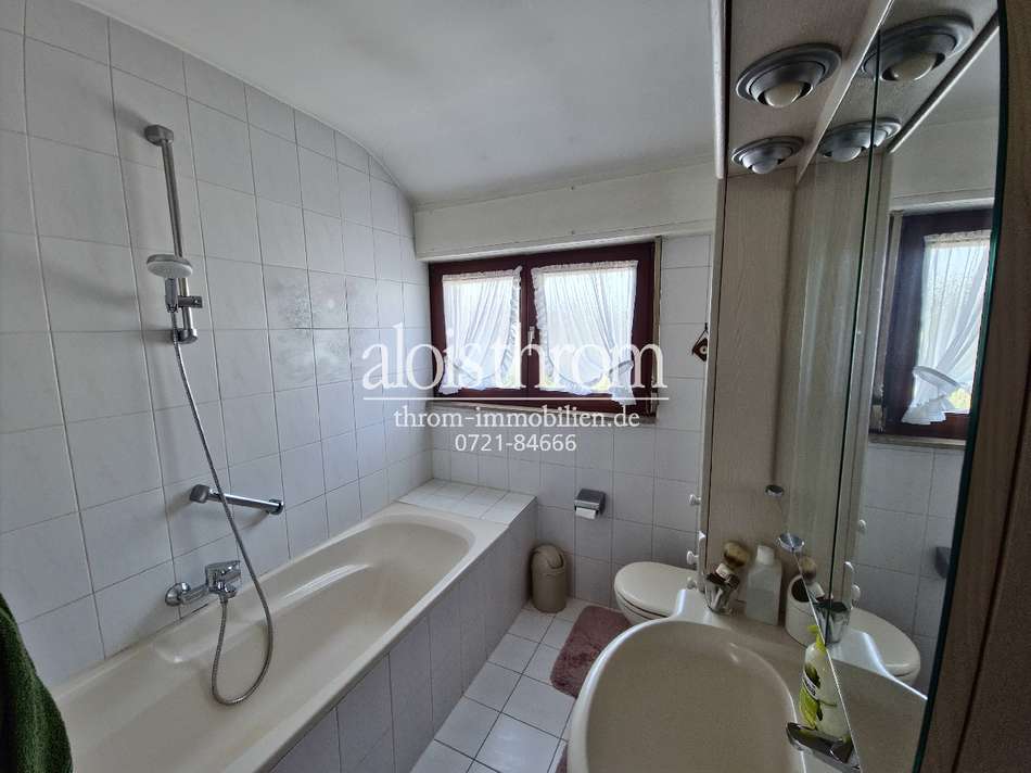 Badezimmer DG