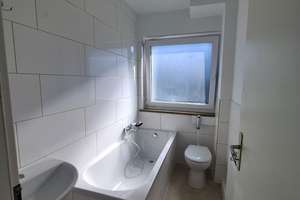 3-Zimmer-Wohnung mit Balkon und Blick ins Grüne in Stuttgart – Gundelsheimer Straße 18, 70437 Rot, Stuttgart – Vorschaubild 4