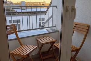 Ruhige Dachgeschosswohnung mit zwei Zimmern und Balkon in Krefeld – Dionysiusstraße 143, 47798 Stadtmitte, Krefeld – Vorschaubild 3
