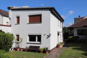 Wohnensemble aus Mehrfamilienhäusern und zwei Einfamilienhäusern mit Garage und Stellplätzen – 60435 Eckenheim, Frankfurt am Main – Vorschaubild 7