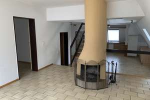 zentral in Berg.-Neukirchen * großzügige Maisonettewohnung * ideal für kleinen Haushalt – Burscheider Str. 106, 51381 Bergisch Neukirchen, Leverkusen – Vorschaubild 4