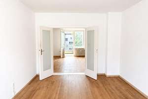 Helle und Bezugsfreie 3-Zimmer-Eigentumswohnung mit Balkon – Kamminer Str. -, 10589 Charlottenburg, Berlin – Vorschaubild 5