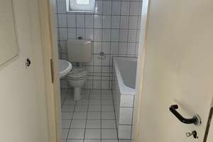 Gut geschnittene 2-Zimmer-Wohnung mit Balkon in Mönchengladbach – Die vollständige Adresse der Immobilie erhältst du vom Anbieter., 41061 Gladbach, Mönchengladbach – Vorschaubild 9