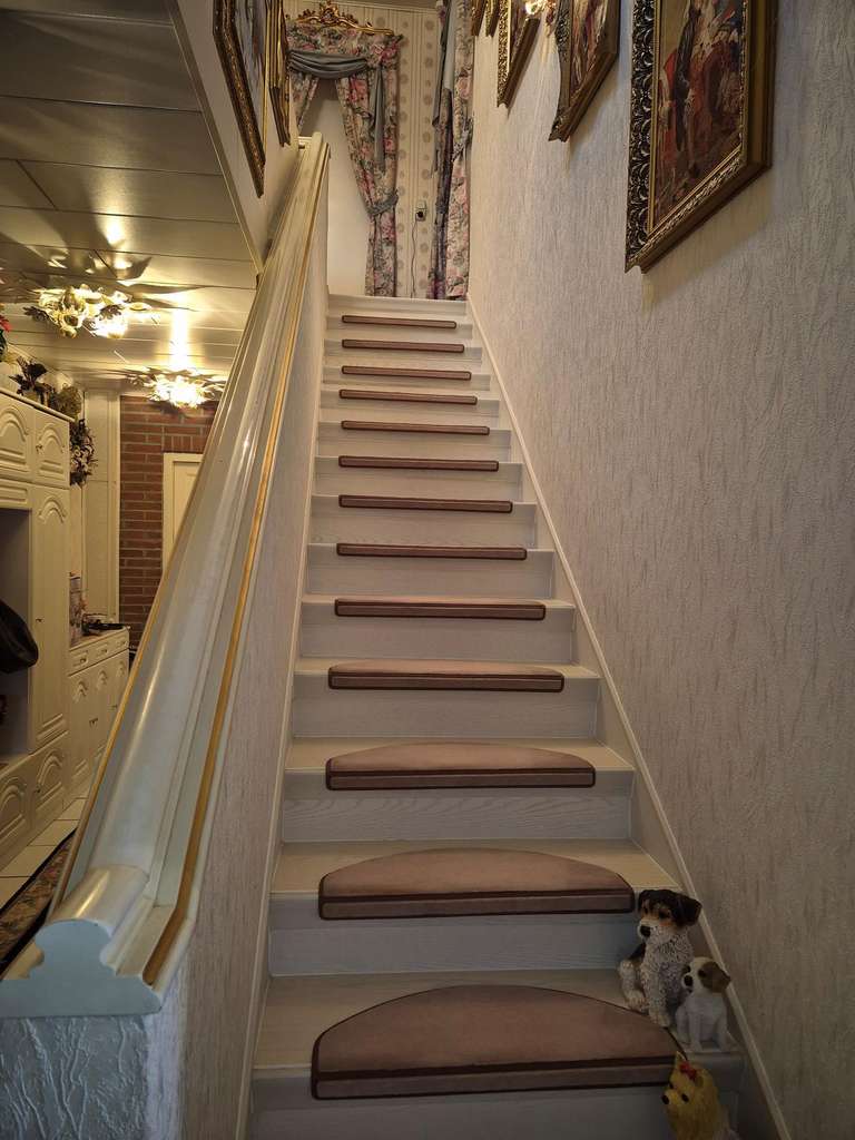 Immobilie in Neuberg - Schöne Doppelhaushälfte in Hanglage - außergewöhnlich interessant - Bild 3