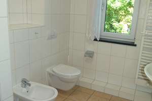 Zentrale Traumwohnung mit vielen Extras in moderner Wohnanlage – Innere Regensburger Straße 6a, 84034 Nikola, Landshut – Vorschaubild 12