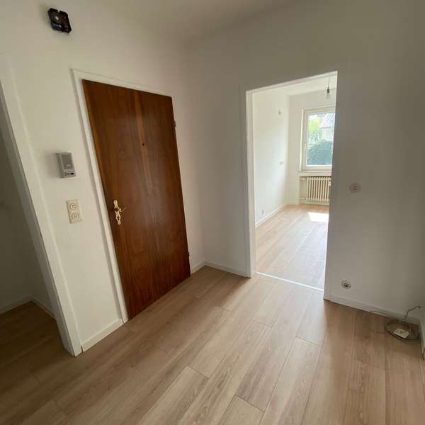 *** frisch renovierte 2-Zimmer-Wohnung - in der beliebten Soers - Balkon - Gartennutzung ***