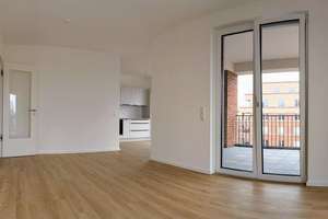 3-Zimmerwohnung im Neubau mit EBK und TG-Stellplatz – Georg-Klingenberg-Straße 11, 10318 Karlshorst, Berlin – Vorschaubild 2