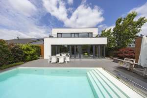 Traumhaus mit Pool in Viersen-Süchteln – Die vollständige Adresse der Immobilie erhältst du vom Anbieter., 41749 Viersen – Vorschaubild 2