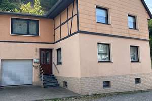 Gemütliches Einfamilienhaus unterhalb der Burg in Heimbach zu verkaufen! Jetzt 5% Preisnachlass! – Die vollständige Adresse der Immobilie erhältst du vom Anbieter., 52396 Heimbach – Vorschaubild 1