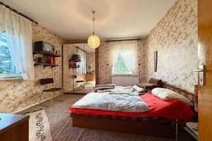 "Gestalten Sie Ihr Zuhause neu: Reihenendhaus in Höhr-Grenzhausen" – Westerwaldkreis – Vorschaubild 10