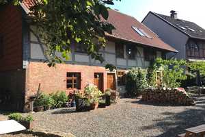 Schöne Fachwerkhaushälfte mit vier Zimmern in Wolfenbüttel (Kreis), Sickte – Braunschweiger Straße 24, 38173 Wolfenbüttel (Kreis) – Vorschaubild 1