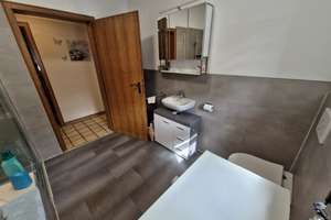 Möblierte Haus mit großer Nutzfläche/Terrasse ohne Nachbarn zu vermieten – Hundebrinkstraße 24, 45326 Altenessen-Süd, Essen – Vorschaubild 59