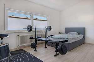 Stilvolles Reihenmittelhaus mit tollem Raumangebot direkt in Weil der Stadt – Die vollständige Adresse der Immobilie erhältst du vom Anbieter., 71263 Weil der Stadt – Vorschaubild 8