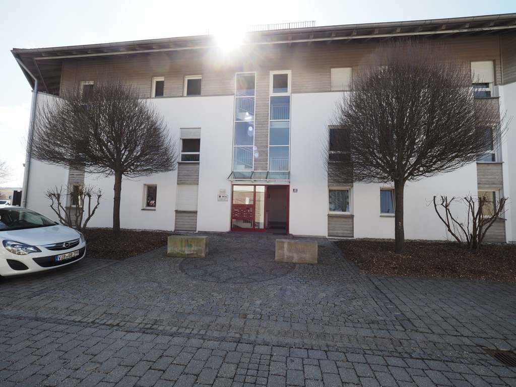 Immobilie in Gerzen - Sonnige Dachterrassenwohnung mit Wohlfühlcharakter in Gerzen - Bild 0