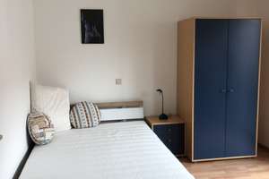 1-Zimmer Wohnung mit Balkon im 1. OG in Nürnberg Altstadt, St. Sebald – Hirschelgasse 30, 90403 Altstadt, St. Sebald, Nürnberg – Vorschaubild 2