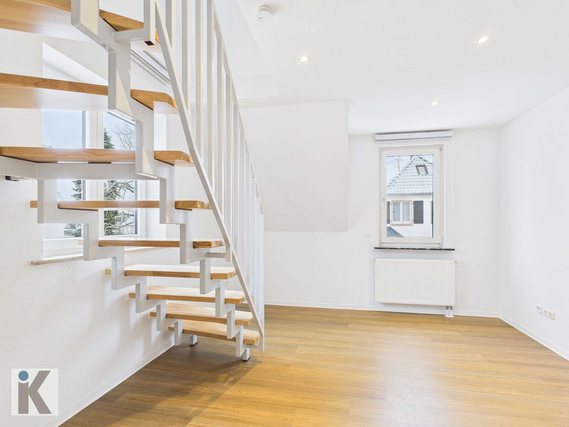 Immobilie in Heßheim - Umfassend modernisiertes Einfamilienhaus mit Garten und Garage - Bild 0