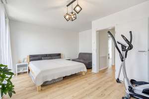 Exklusives neuwertiges Einfamilienhaus in ruhiger Wohnlage von Dormagen – Die vollständige Adresse der Immobilie erhältst du vom Anbieter., 41541 Dormagen – Vorschaubild 25
