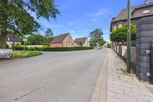 Einfamilienhaus mit Scheune, Hallenflächen und unverbaubarem Blick ins Grüne – Die vollständige Adresse der Immobilie erhältst du vom Anbieter., 45731 Brambauer, Lünen – Vorschaubild 3