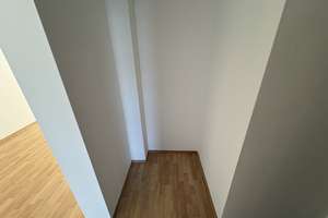 Stilvoll modernisiert: 3-Zimmer-Wohnung im Heideviertel mit 2 Balkonen – Brelinger Hof 15, 30625 Heideviertel, Hannover – Vorschaubild 14