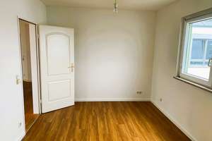 Lichtdurchflutete 4-Zimmer-Dachterrassenwohnung – Talhofstrasse 30, 82205 Gilching – Vorschaubild 17