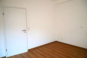 „Direkt in der City, gute Ausstattung, mit Einbauküche und Aufzug “ – Hohenfelderstr. 3, 56068 Altstadt, Koblenz – Vorschaubild 8
