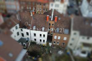 C21 Immovision: Käuferprovisionsfreies und sanierungsbedürftiges MFH – Die vollständige Adresse der Immobilie erhältst du vom Anbieter., 31134 Stadtmitte / Neustadt, Hildesheim – Vorschaubild 4