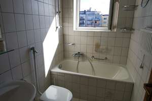 Zentrale 3-Zimmer-Wohnung mit Balkon und Garage – Die vollständige Adresse der Immobilie erhältst du vom Anbieter., 89231 Neu-Ulm – Vorschaubild 7
