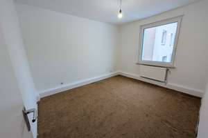 Frisch gestrichene Wohnung direkt in der Innenstadt mit Wanne und Balkon! – Mittelstr. 8, 27568 Mitte, Bremerhaven – Vorschaubild 4