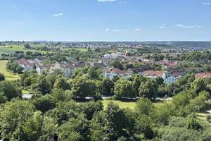 Familienfreundliche 4 - Zimmerwohnung mit atemberaubender Aussicht in Orschel-Hagen