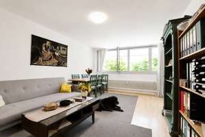 AIGNER - Attraktive 2,5-Zimmer-Wohnung mit durchdachtem Grundriss und modernisiertem Bad