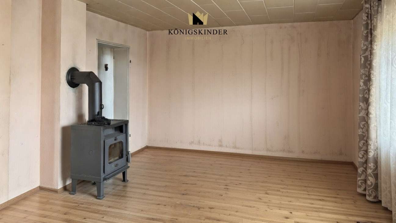 Tradition trifft Möglichkeit – Zweifamilienhaus mit viel Platz drumherum, Sigmaringen Kreis – Bild 4