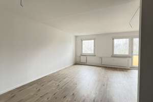 3-Raum-Wohnung, Balkon, Top-Einbauküche + Fernseher geschenkt – Wolgograder Allee 62, 9123 Hutholz, Chemnitz – Vorschaubild 4