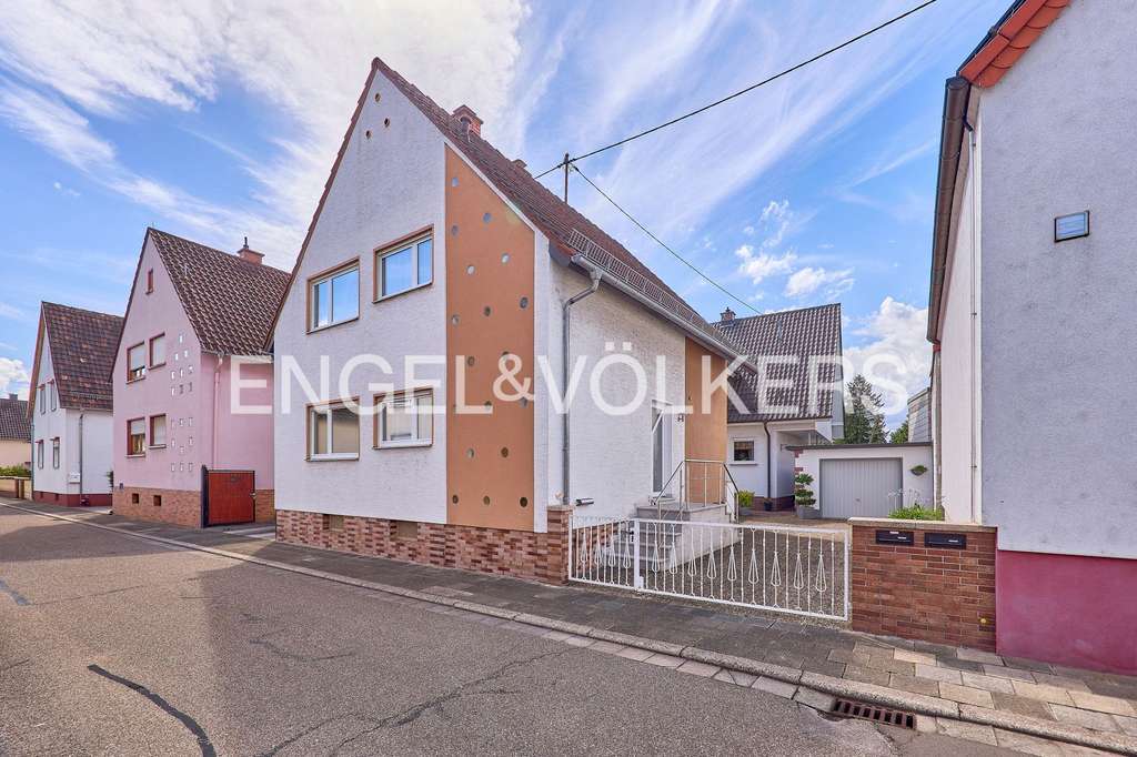 Immobilie in Böhl-Iggelheim - Kaufen statt mieten: Gepflegtes, freistehendes EFH! - Bild 1