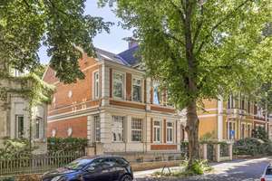 Historische Villa mit Garten und stilvollem Wohnambiente für Genießer – Die vollständige Adresse der Immobilie erhältst du vom Anbieter., 53179 Mehlem, Bonn – Vorschaubild 3