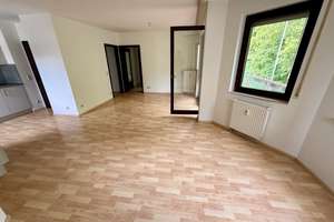 *** DIREKT EINZIEHEN *** BLICK IN DEN SCHLOSSPARK *** Tolle 2 ZKBB mit "Turmzimmer" und Tiefgarage! – Mosburgstr. 8g, 65203 Biebrich, Wiesbaden – Vorschaubild 3