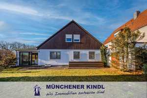 SANIERUNGSBEDÜRFTIGES EINFAMILIENHAUS MIT EINLIEGERWOHNUNG NAHE DEM OSTPARK – IHRE CHANCE! – München – Vorschaubild 1