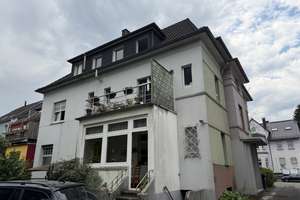 Freistehendes 3-Familienwohnhaus mit 3 Garagen und Garten - teilbar nach WEG – Wittener Straße 195, 44803 Altenbochum, Bochum – Vorschaubild 3