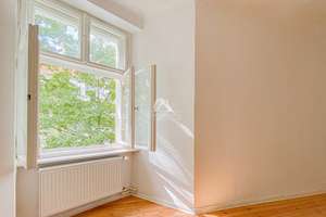 SUPERINTERESSANTE UND KLASSISCH SCHÖNE ALTBAUWOHNUNG! RUHIG LAGE IM GARTENHAUS! PROVISIONSFREI! – Greifswalder Straße 150, 10409 Prenzlauer Berg, Berlin – Vorschaubild 6