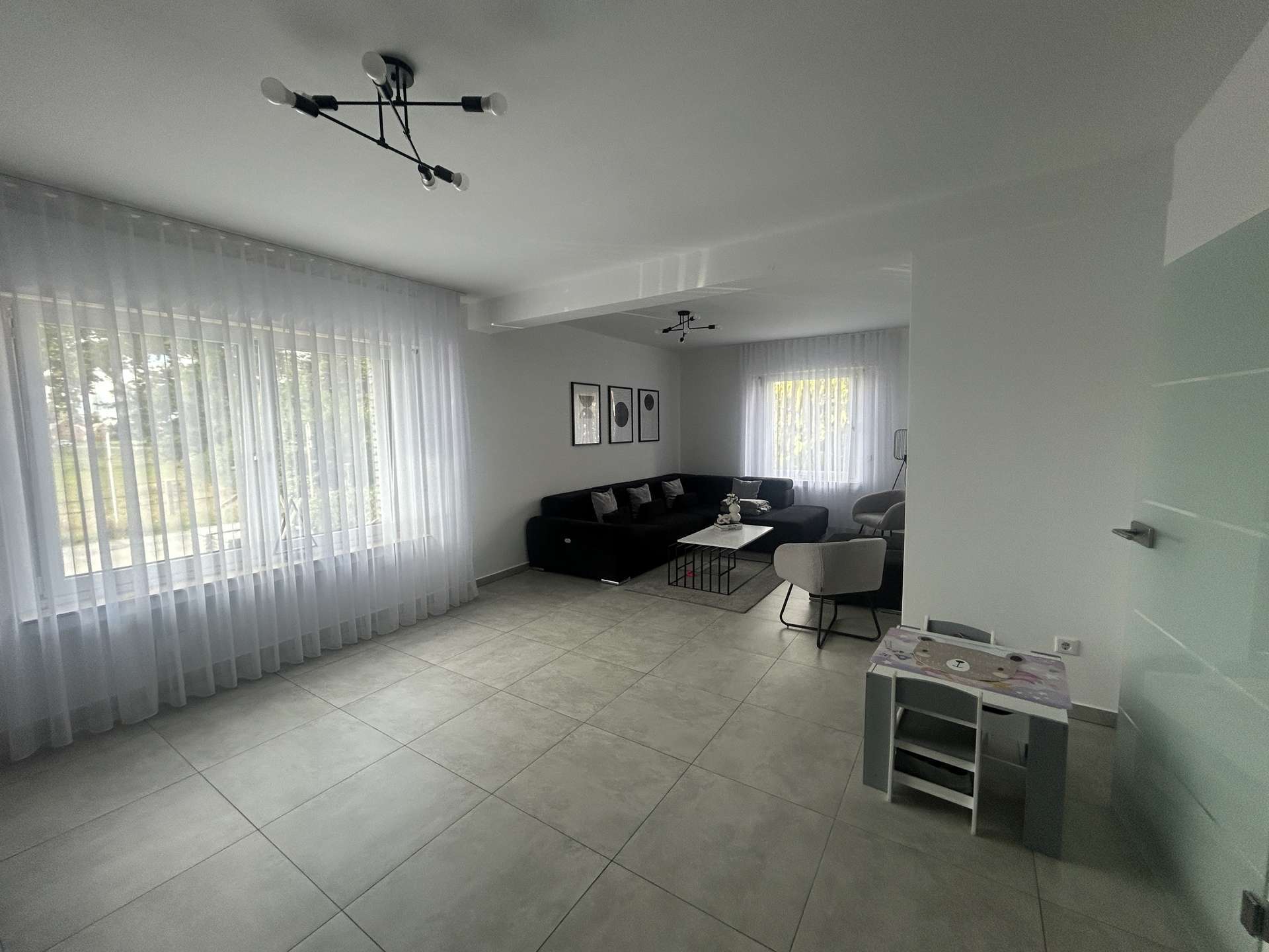 Immobilie in Bissendorf - Sehr gepflegtes Einfamilienhaus, komplett renoviert mit viel Platz für die junge Familie. - Bild 1