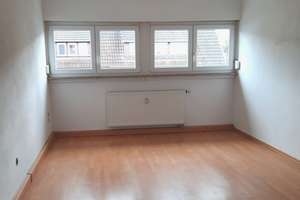 *Reserv.* MFH mit 3 Whg plus Ausbaupotential, mit Garten, zentrale Wohnlage! – Die vollständige Adresse der Immobilie erhältst du vom Anbieter., 71638 Ost, Ludwigsburg – Vorschaubild 22