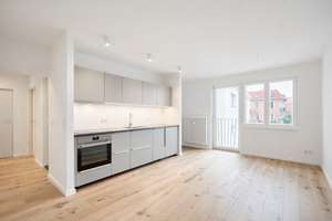 Erstbezug nach Kernsanierung: 1,5-Zimmer-Apartment mit französischem Balkon am Volkspark Wilmersdorf