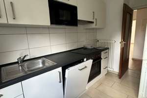 Gut geschnittene Wohnung  mit 2,5 Zimmer/ Küche / Bad/ Balkon in der Oststadt – Füßlinstr. 12, 76131 Oststadt, Karlsruhe – Vorschaubild 2
