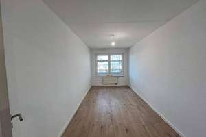 TOP Saniert! 3-Zimmer-Wohnung im Herzen von Chorweiler, Köln 14/7 – Osloer Straße 6, 50765 Chorweiler (Ortsteil), Köln – Vorschaubild 10