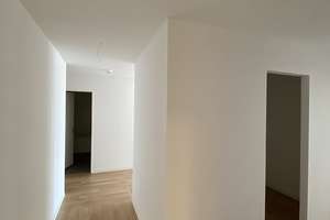 4 Zimmerwohnung mit offener Küche ab sofort! – Dolgenseestr. 9d, 10319 Friedrichsfelde, Berlin – Vorschaubild 4