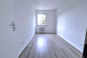 Frisch renoviert. Frisch verliebt. / Freshly renovated. Falling in love all over again. – Glückaufstraße 11, 47166 Alt-Hamborn, Duisburg – Vorschaubild 9