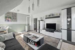 Ein Einfamilienhaus mit Einliegerwohnungen voller Möglichkeiten – Zuhause gestalten in Eggolsheim – Die vollständige Adresse der Immobilie erhältst du vom Anbieter., 91330 Eggolsheim – Vorschaubild 9