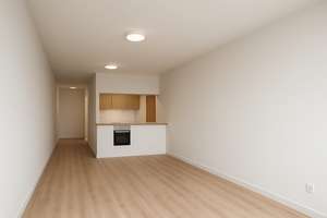 Exklusives Wohnen in Kaiserswerth – Modernes Apartment mit großer Sonnenterrasse – Die vollständige Adresse der Immobilie erhältst du vom Anbieter., 40474 Kaiserswerth, Düsseldorf – Vorschaubild 3